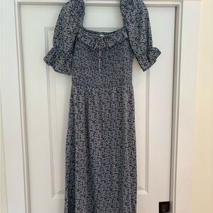 FEHRNVI Blue Floral Midi Dress